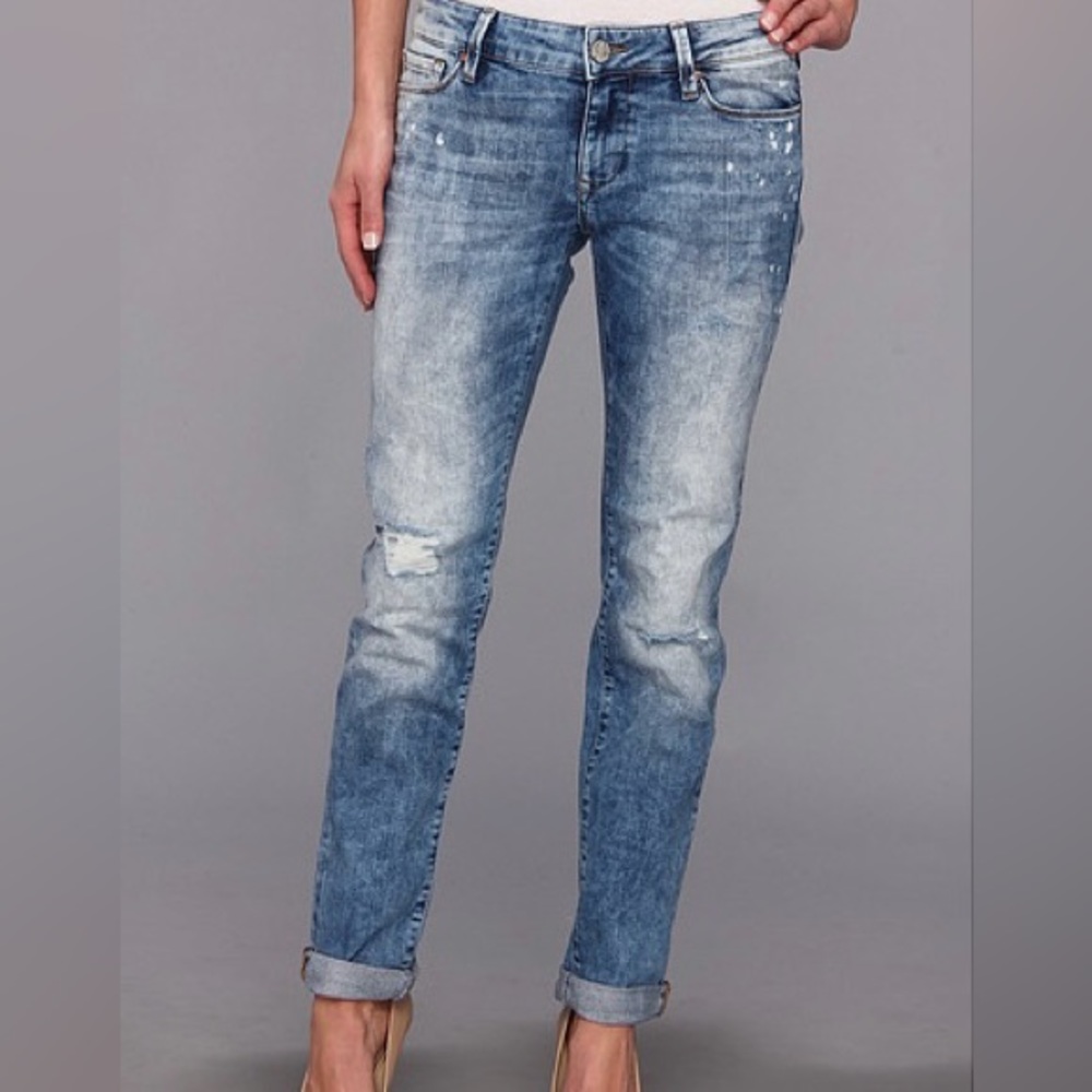 Mavi distressed Emma Slim boyfriend jeans